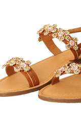 Sandali con tacco basso color cuoio Belen